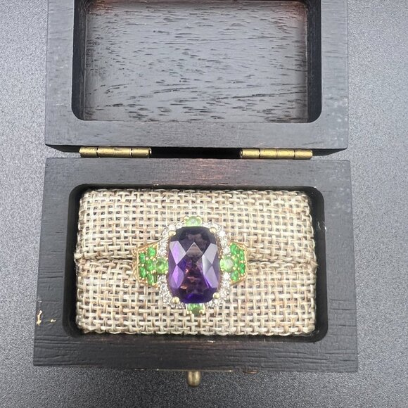 14k Gold ring, Amethyst Diamond, and Peridot Statement Ring, Size 7 - Picture 8 of 11